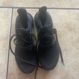 Adidas ultra 4d size 9